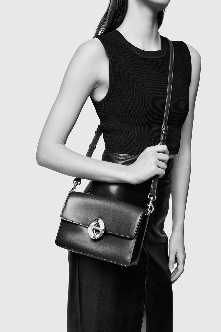 G Classic Crossbody